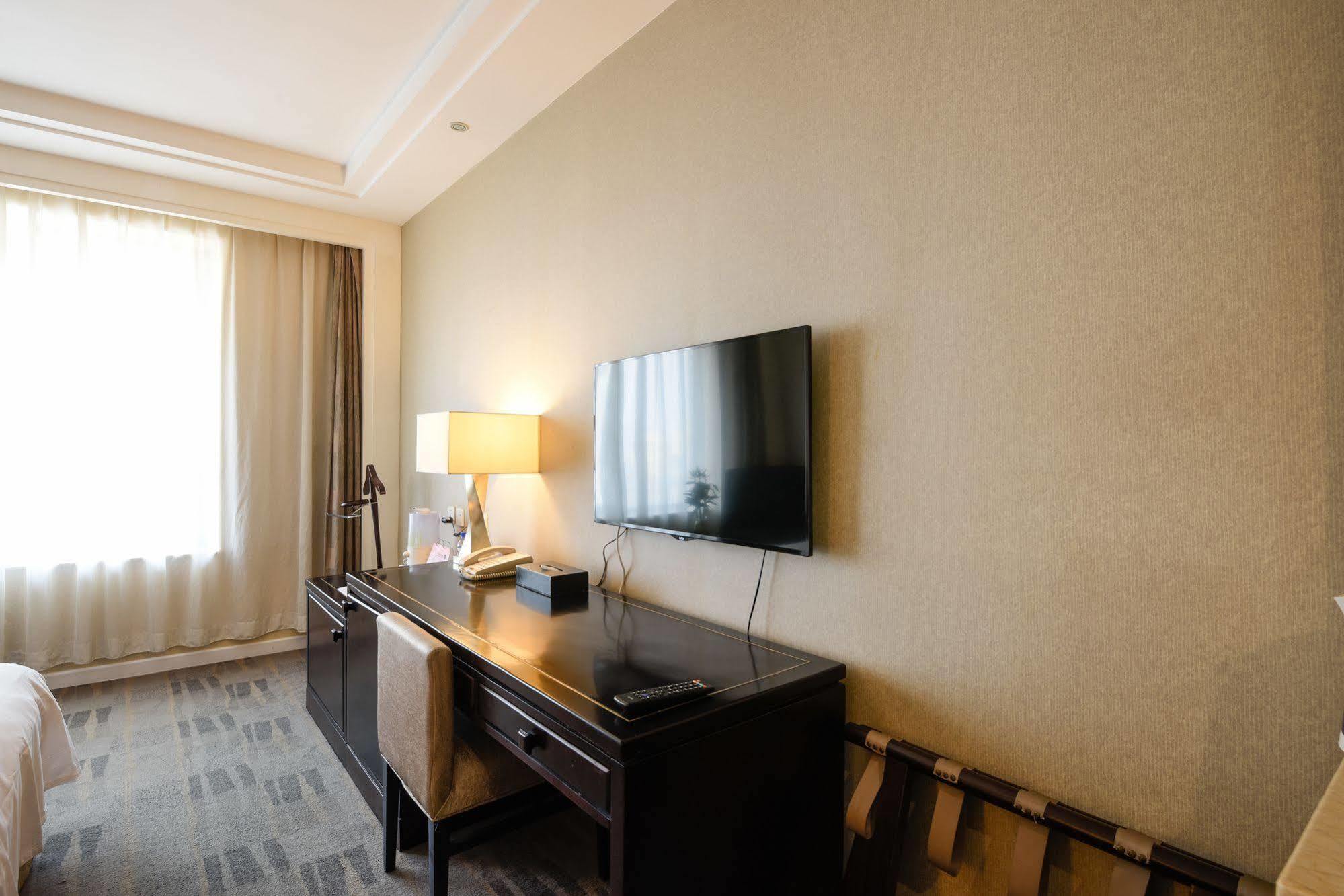 Beijing Yanshan Hotel Buitenkant foto
