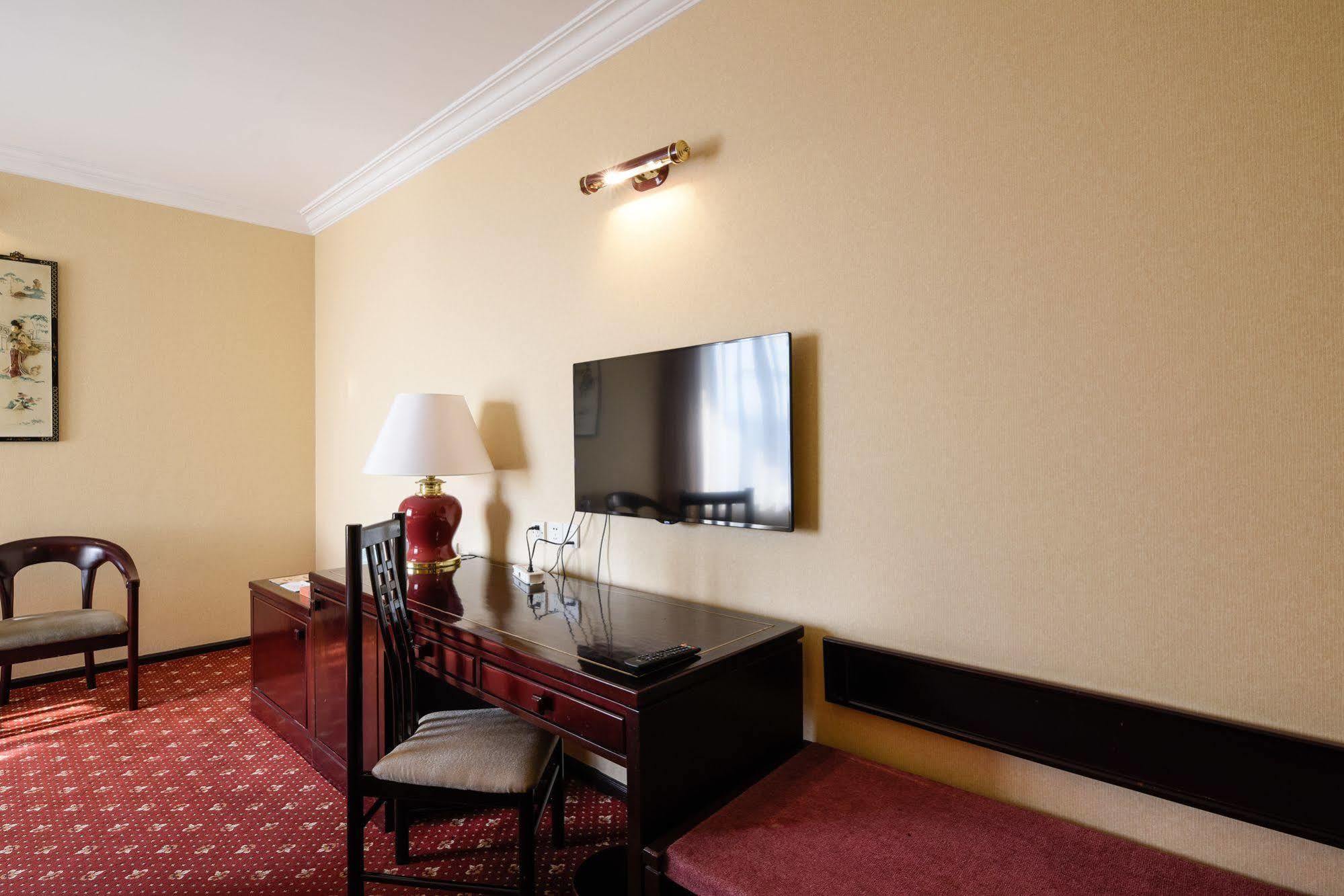 Beijing Yanshan Hotel Buitenkant foto